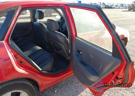 2002 Hyundai Elantra Gt z USA, uszkodzony, nr VIN KMHDN55DX2U065425